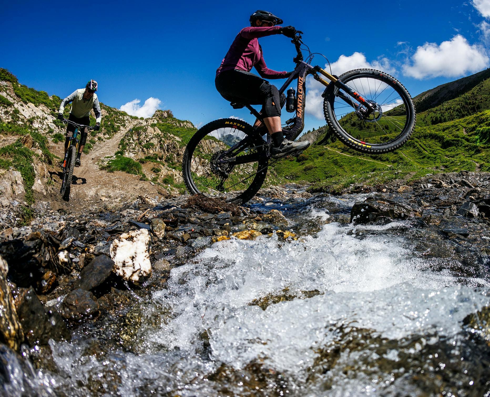 The Santa Cruz Bicycles Hightower 4 - Carbon Full Suspension Mountain Bike